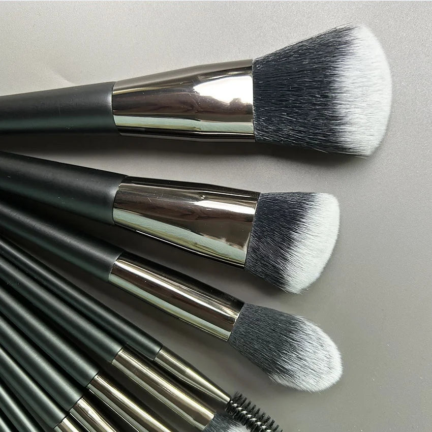 11 Pieces Wood Handle Synthetic Hair Makeup Brush Set Eyelash Make-up Tools Low Moq  Custom Make up Set