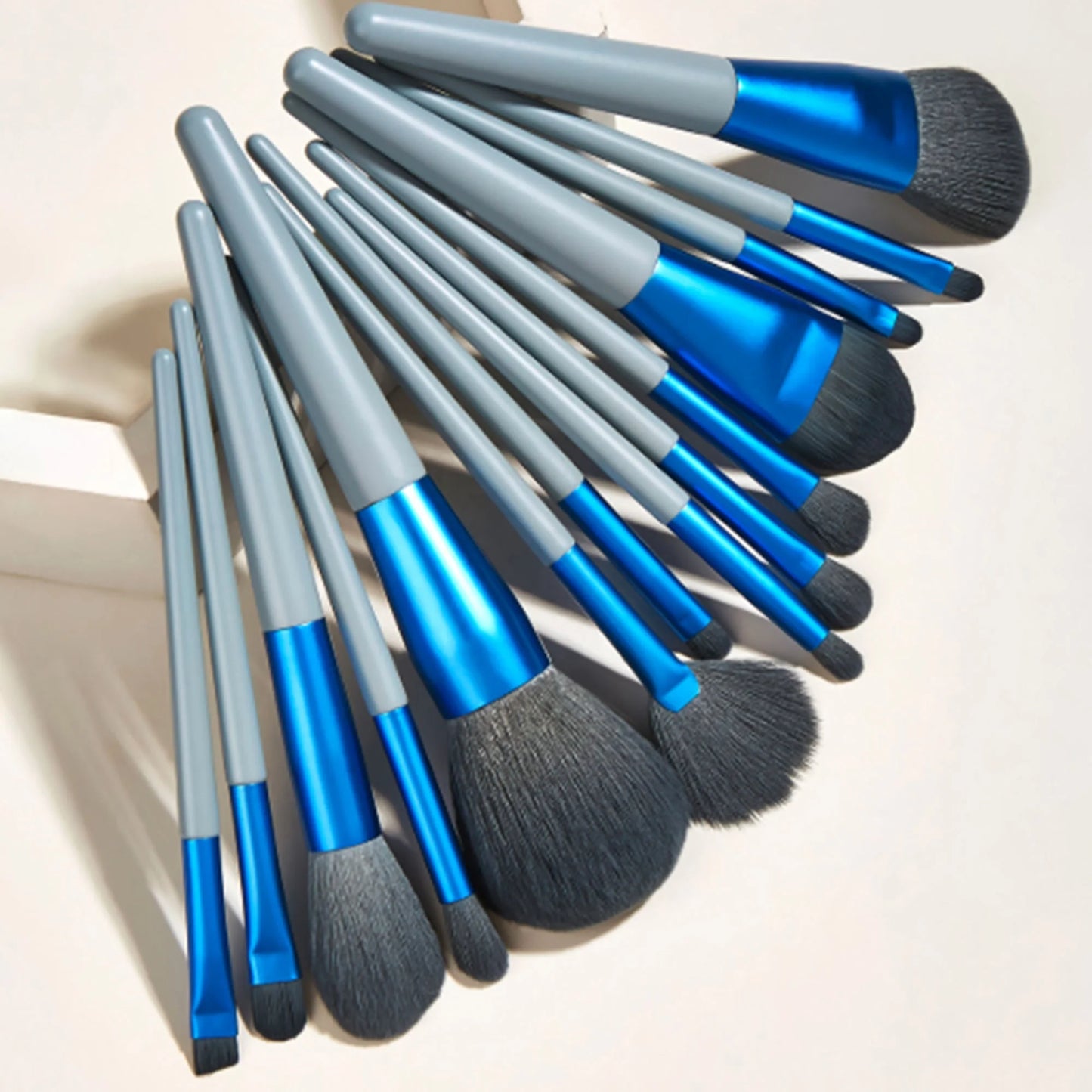 14pcs Royal Blue Makeup Brush Kit tiffany Baby Vegan and Cruelty-free Makeup Brushes No Animal Hair Make up All Purpose Brushes
