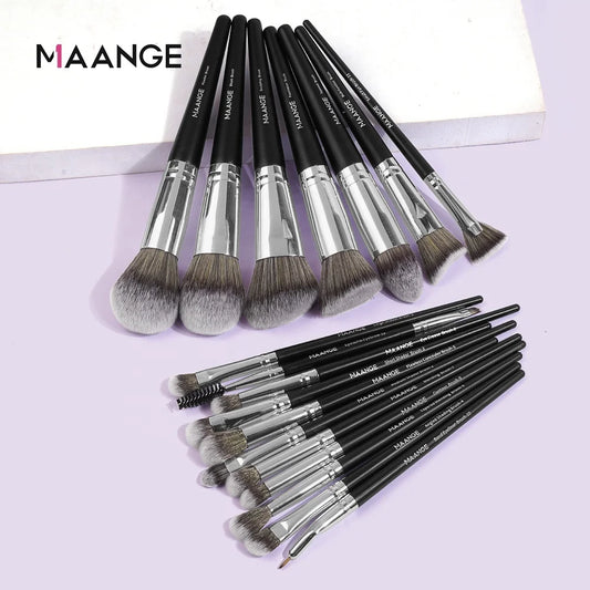 MAANGE Hot Selling Factory Price 18pcs Black Handle Professional Make up Tools Powder Foundation Eyeshadow Brush Set